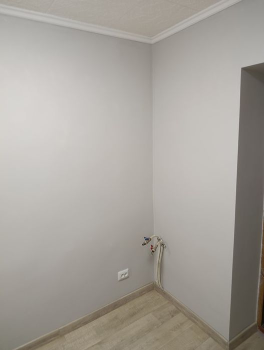 Продається кімната в гуртожитку на Шевченка.