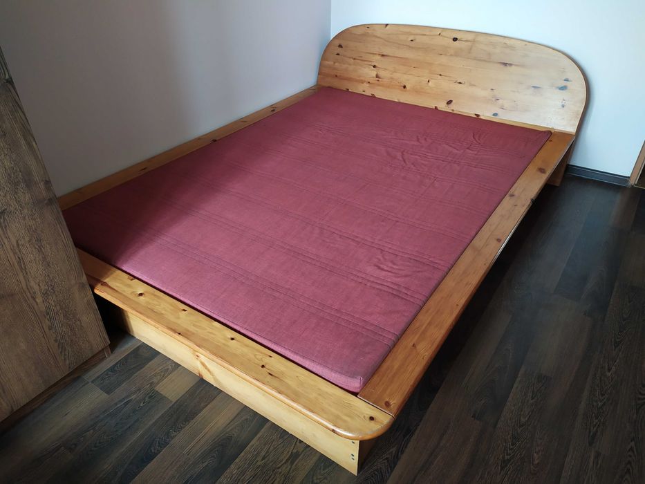 Łóżko 140 x 200 cm