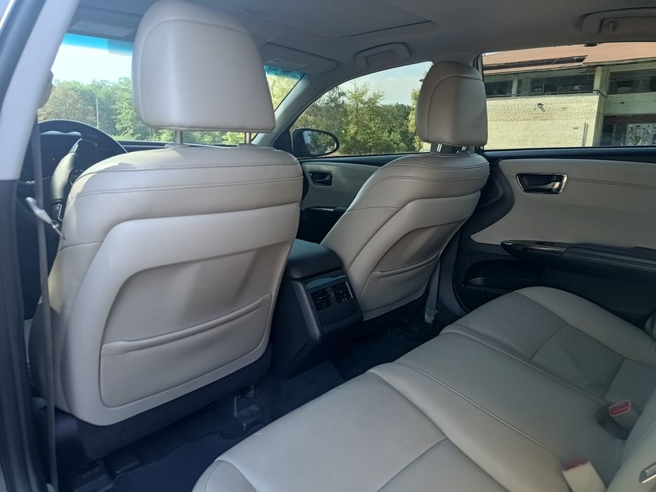 Toyota Avalon hybrid