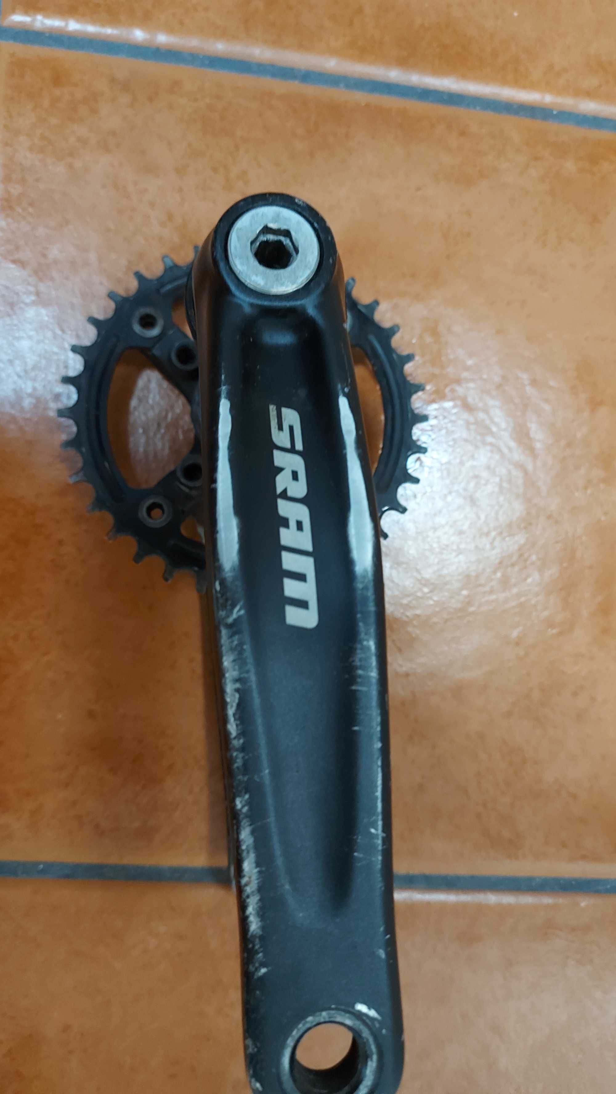 Pedaleiro Sram A1000