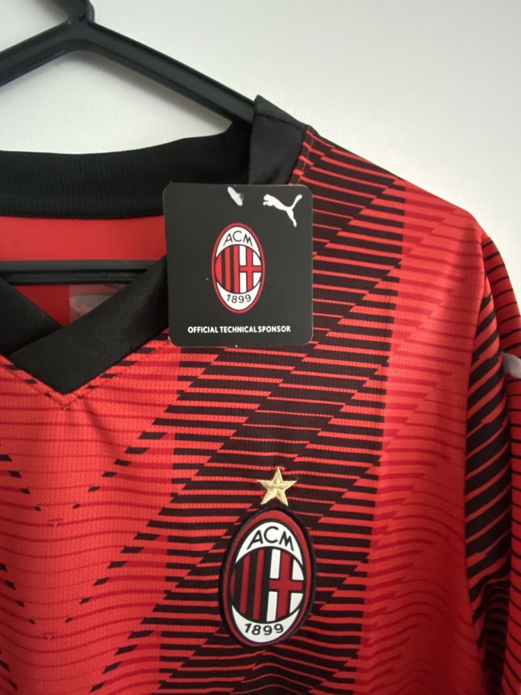 Camisola AC Milan Temporada 23/24