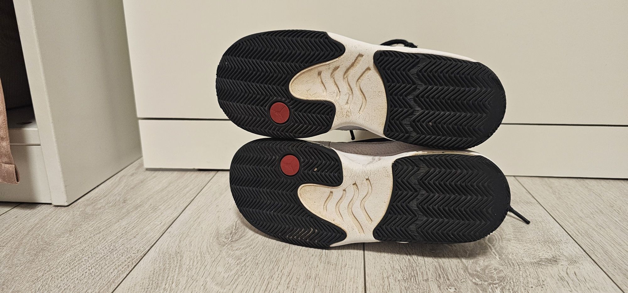 Jordan Max Aura 2 buty dziecięce rozmiar 36,5 wkładka 23,5cm skórzane