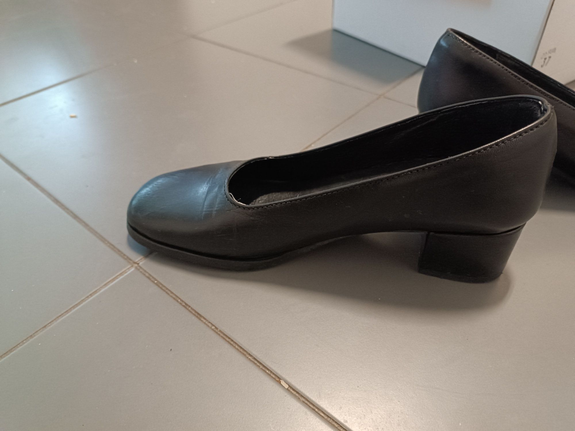 Sapatos de traje académico, nº 37