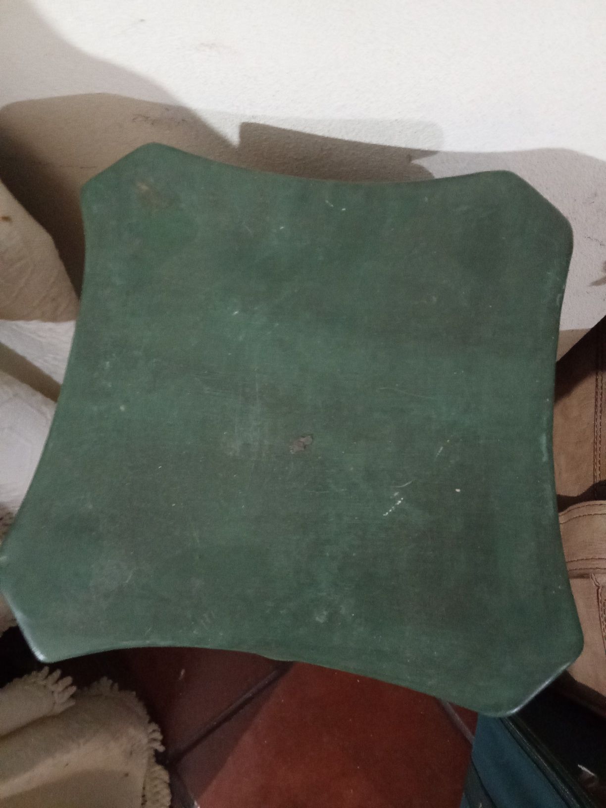 Coluna de suporte para vasos ou estátuas