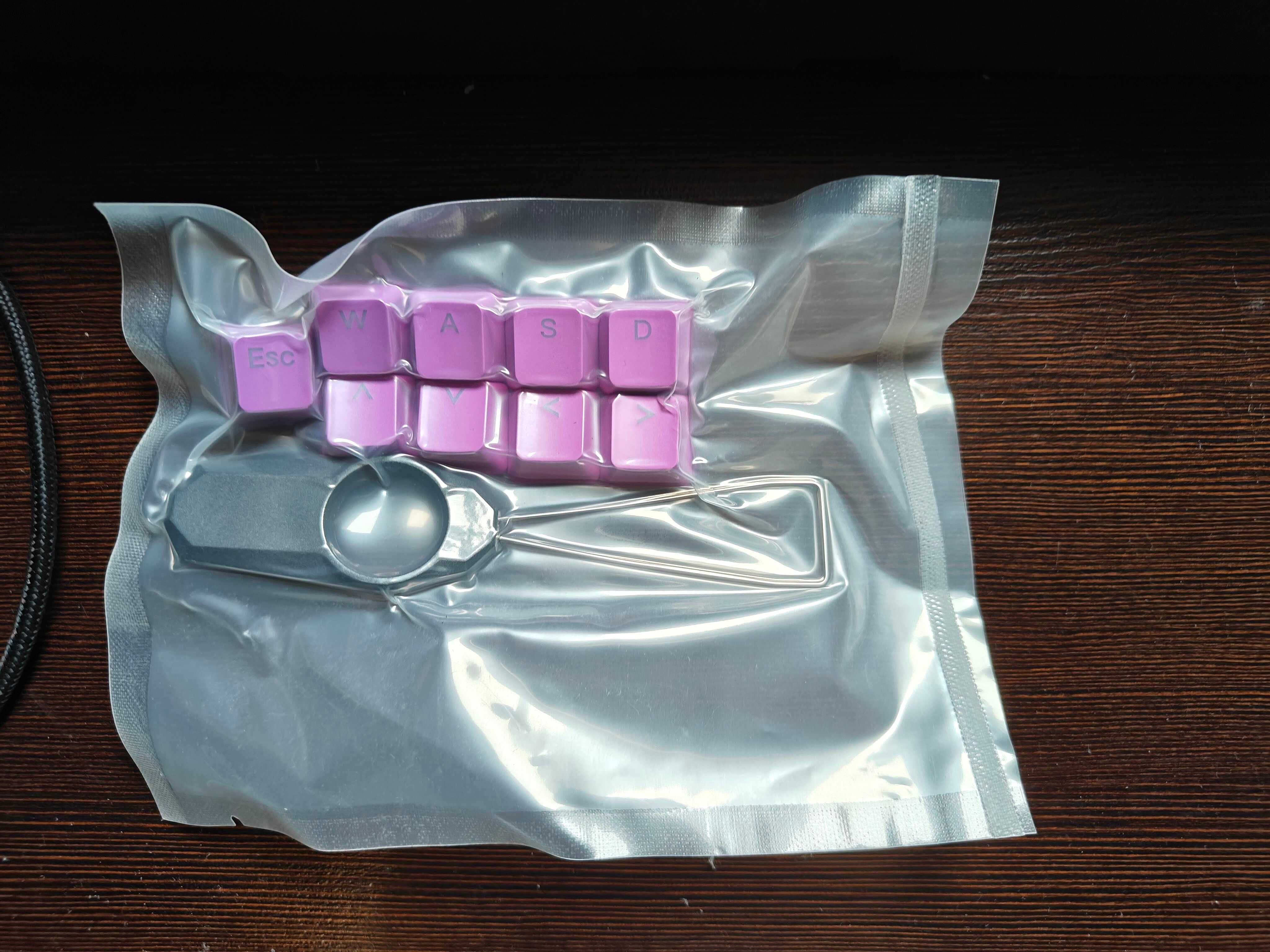 Klawiatura Cooler Master MK730 RGB TKL CherryMX Brown jak NOWA