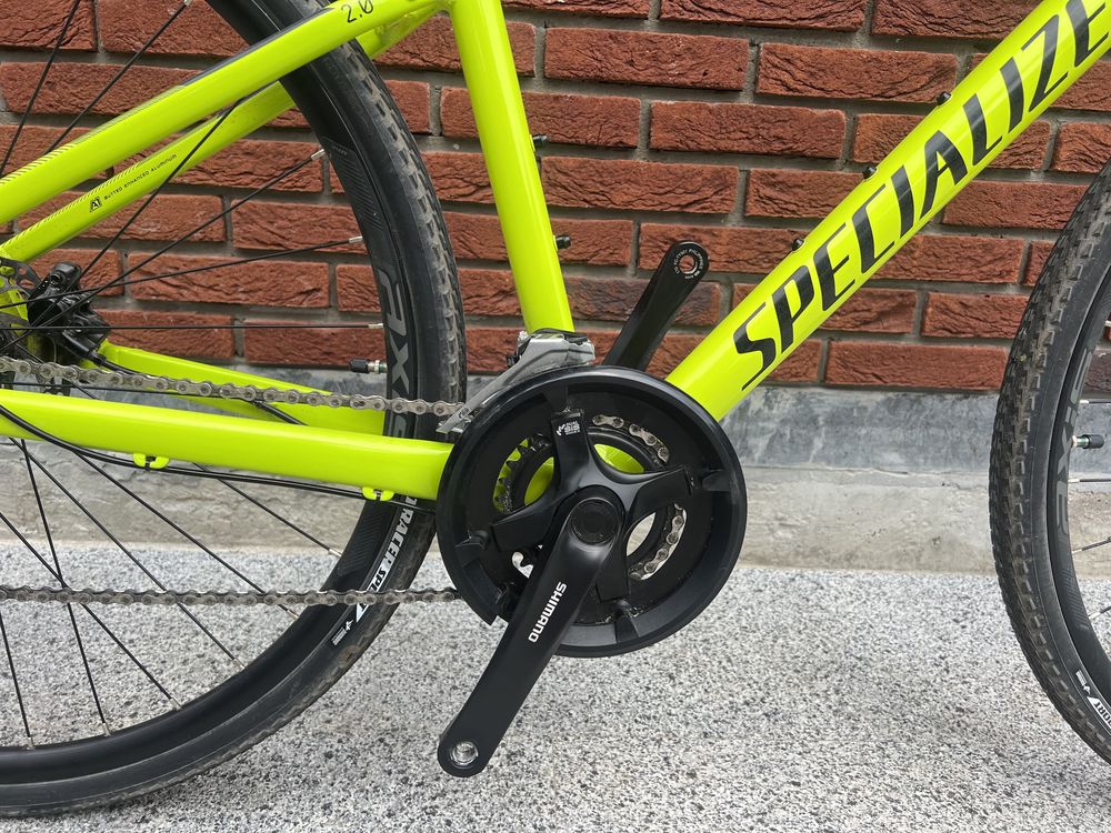 28 Specialized Sirius Shimano Acera