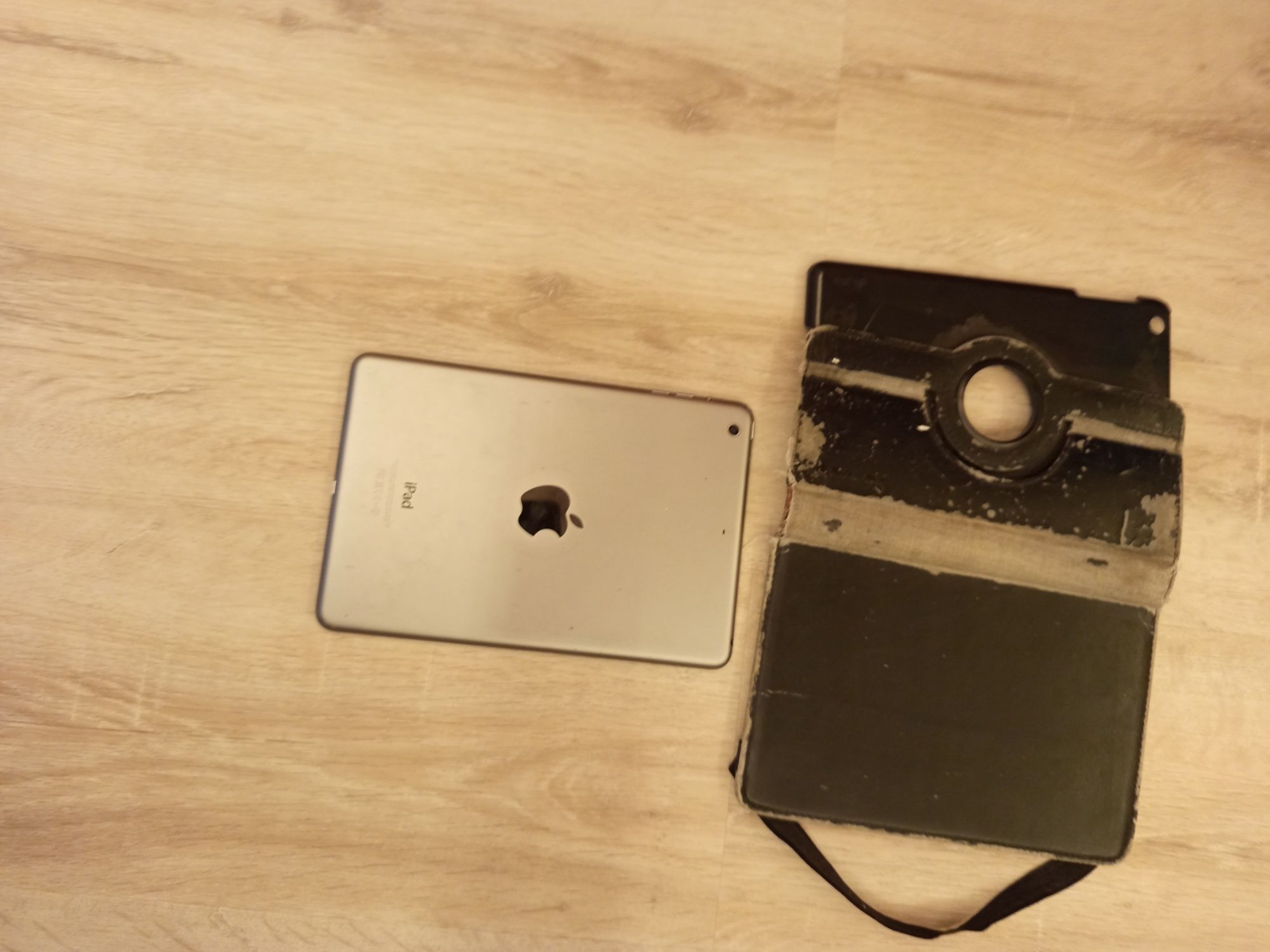Ipad mini 4 16gb com capa