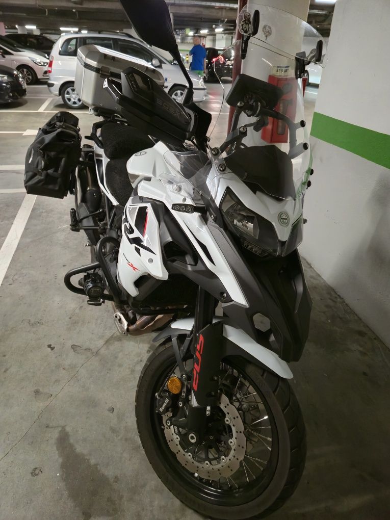 Benelli TRK 502X