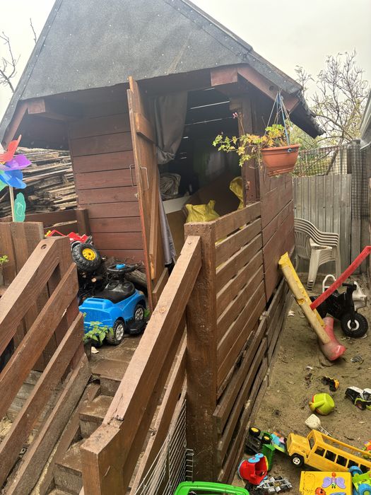 Sprzedam domek  dla dziecka lub dla przechowywania rzeczy