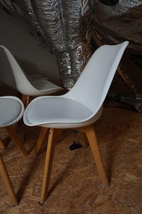 8 szt białe krzesła kubełkowe~ skandynawskie