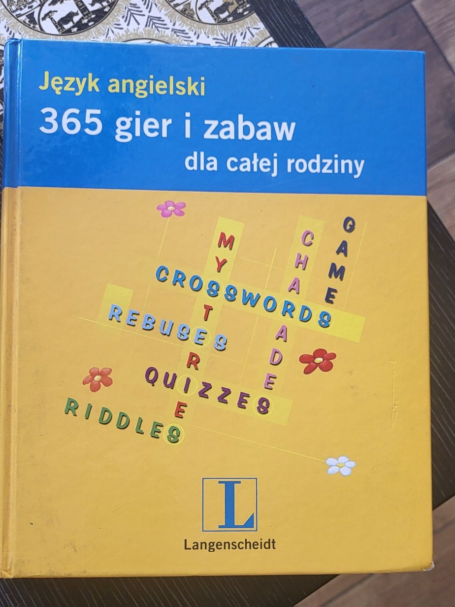 Język angielski 365 gier i zabaw dla całej rodziny Langenscheidt