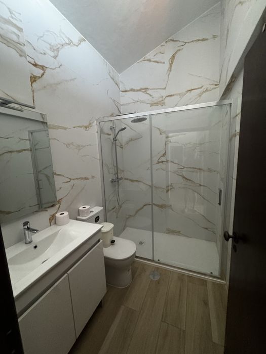 Quartos a meninas estudantes