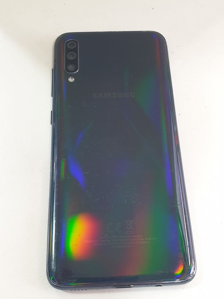 Samsung Galaxy A70 (6/128gb)