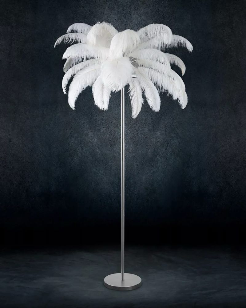 nowa lampa stojąca