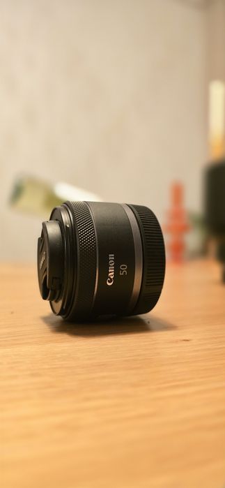 Canon RF 50mm 1.8