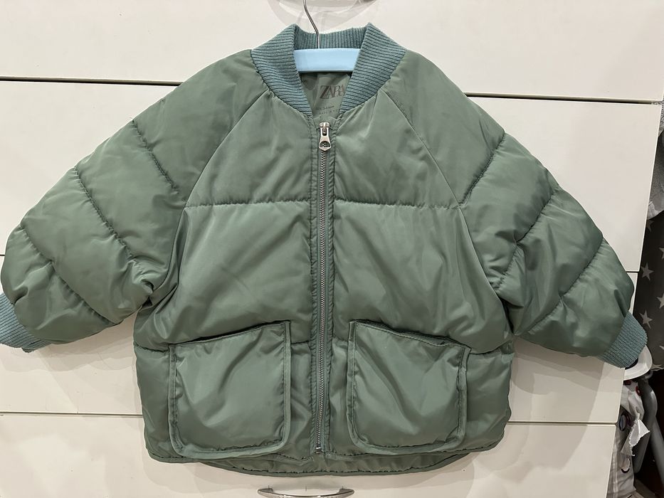 Бомбер zara демісезонна курточка