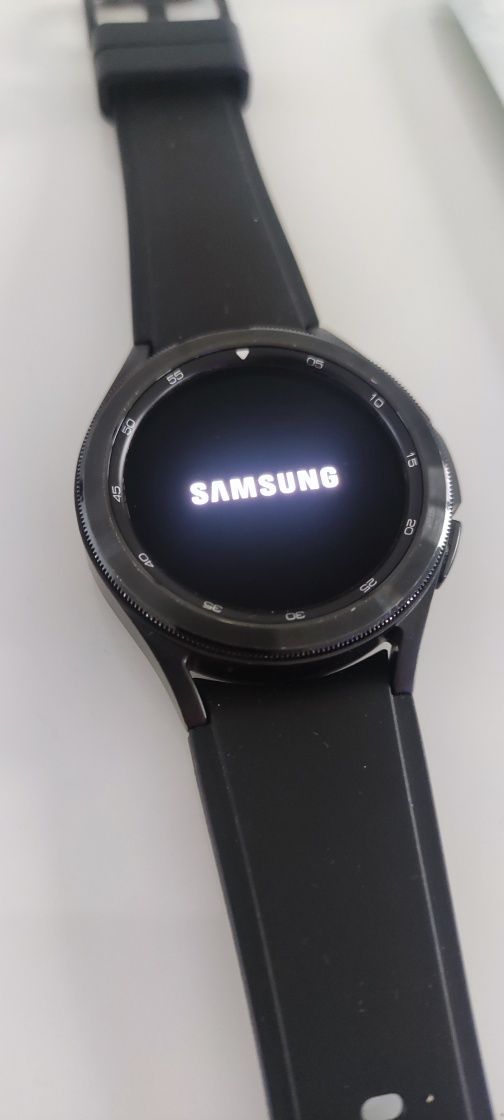 Smartwatch Samsung Galaxy Watch 4 Classic wersja 42