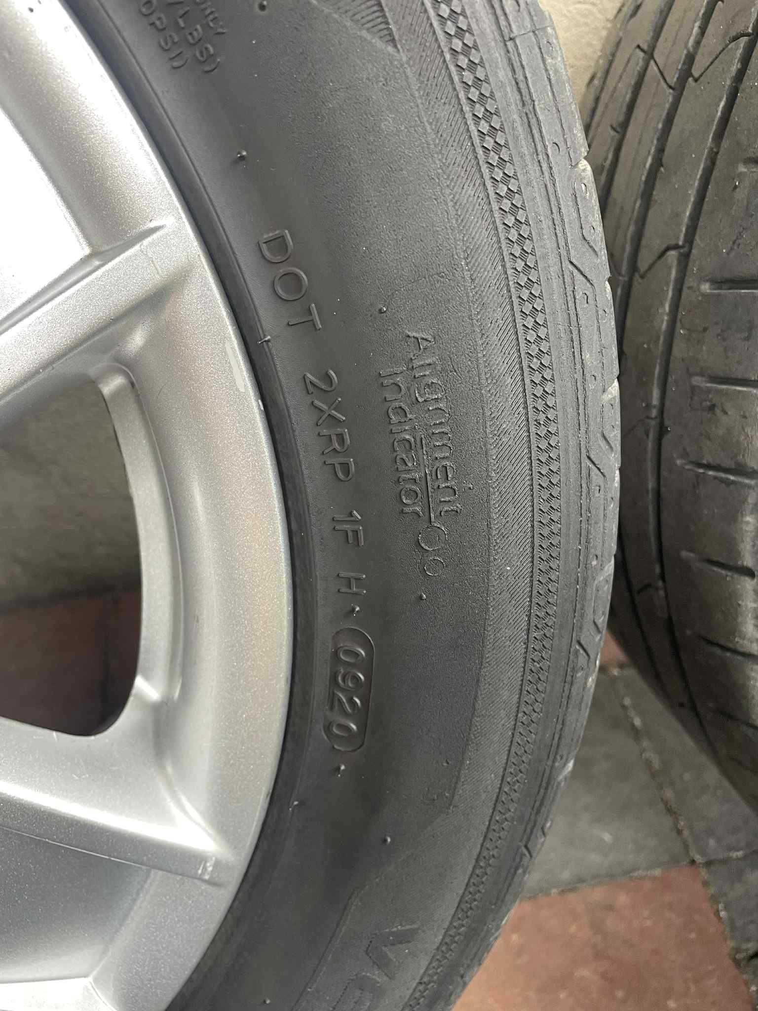 Felgi VW 16 5x100 z letnimi oponami Hankook