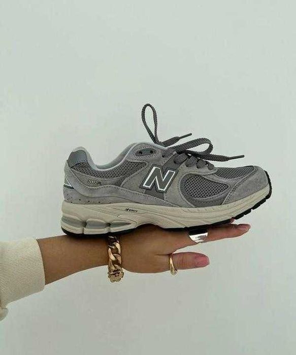 Кроссовки New Balance M2002R серые M2002RST кожа
