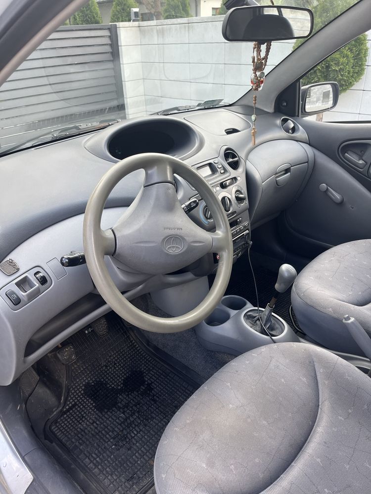 Toyota Yaris 1.0