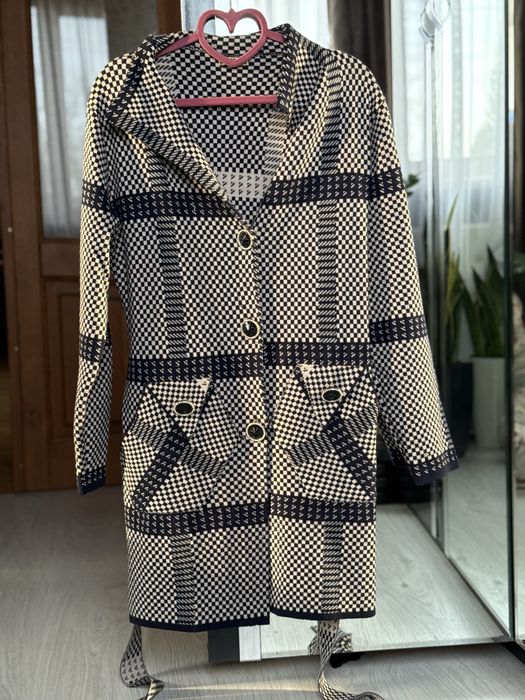 Стильний кардинан,розмір М