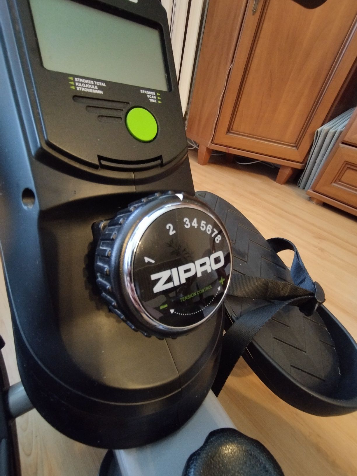 Wioślarz magnetyczny Zipro Nix - składany