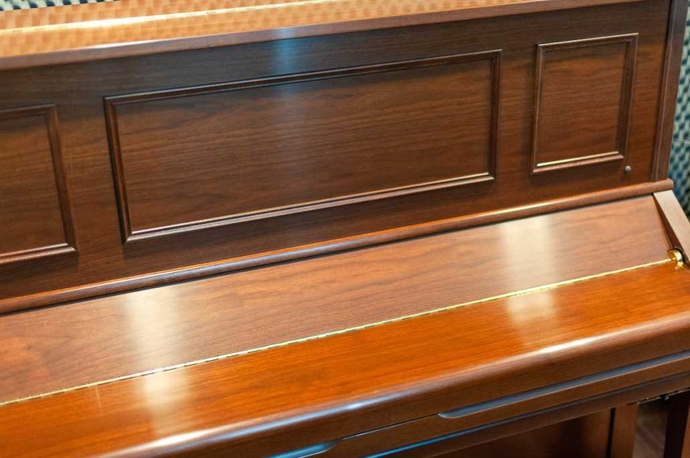 Pianino akustyczne samogrające z systemem Disklavier Yamaha YU3WN