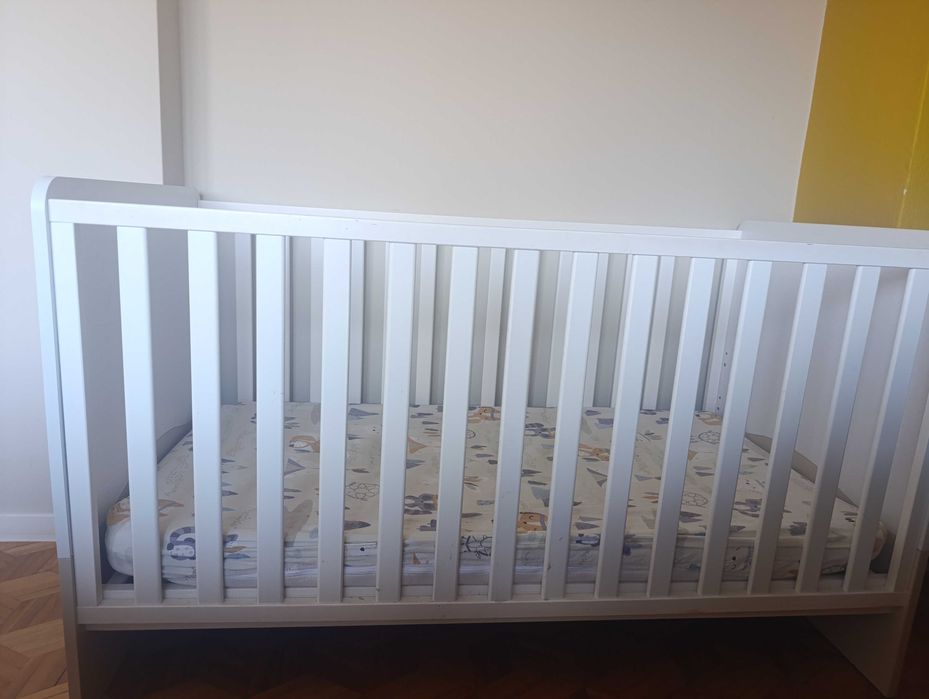 Łóżeczko dziecięce, niemowlęce