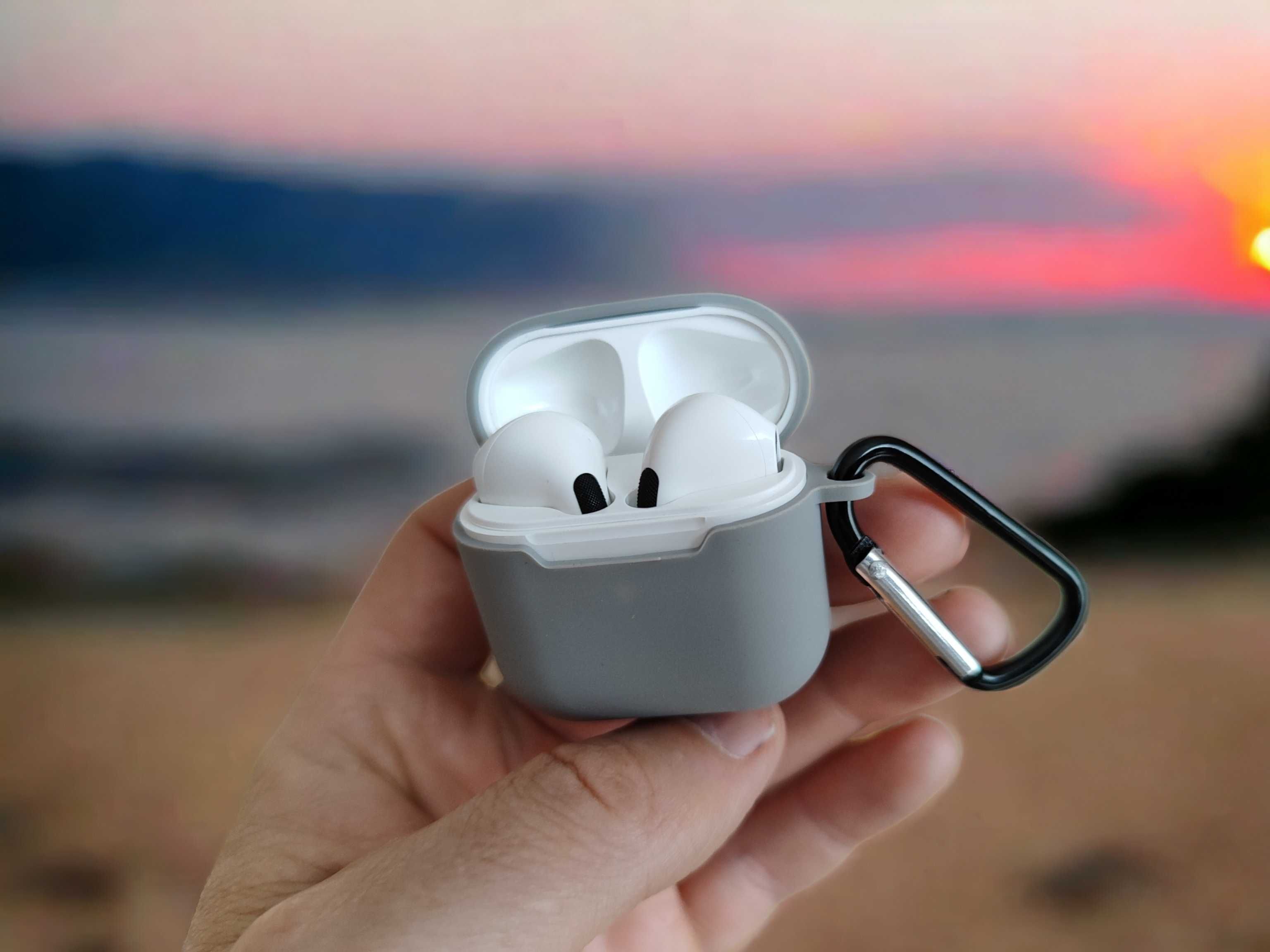 Беспроводные наушники AirPods Pro 4 - чехол в подарок