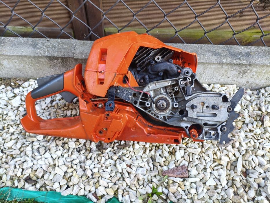 Piła Husqvarna 562 xp nie kompletna