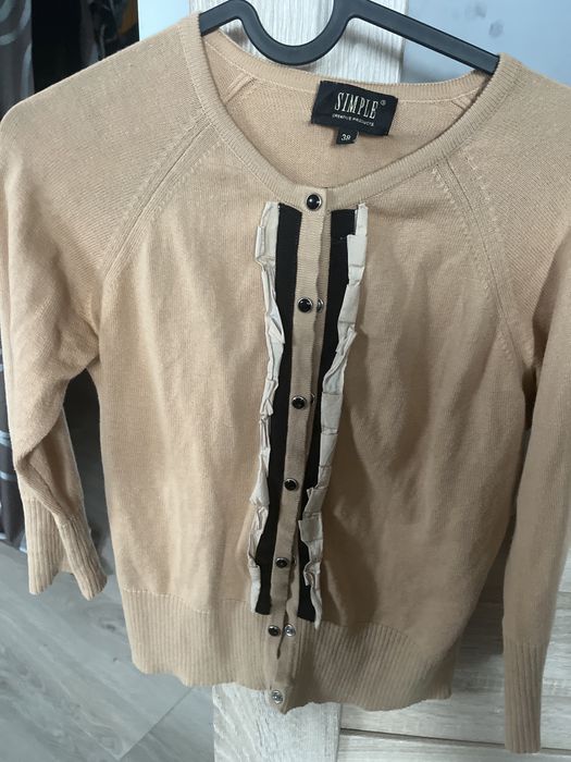 Sweter marki simple