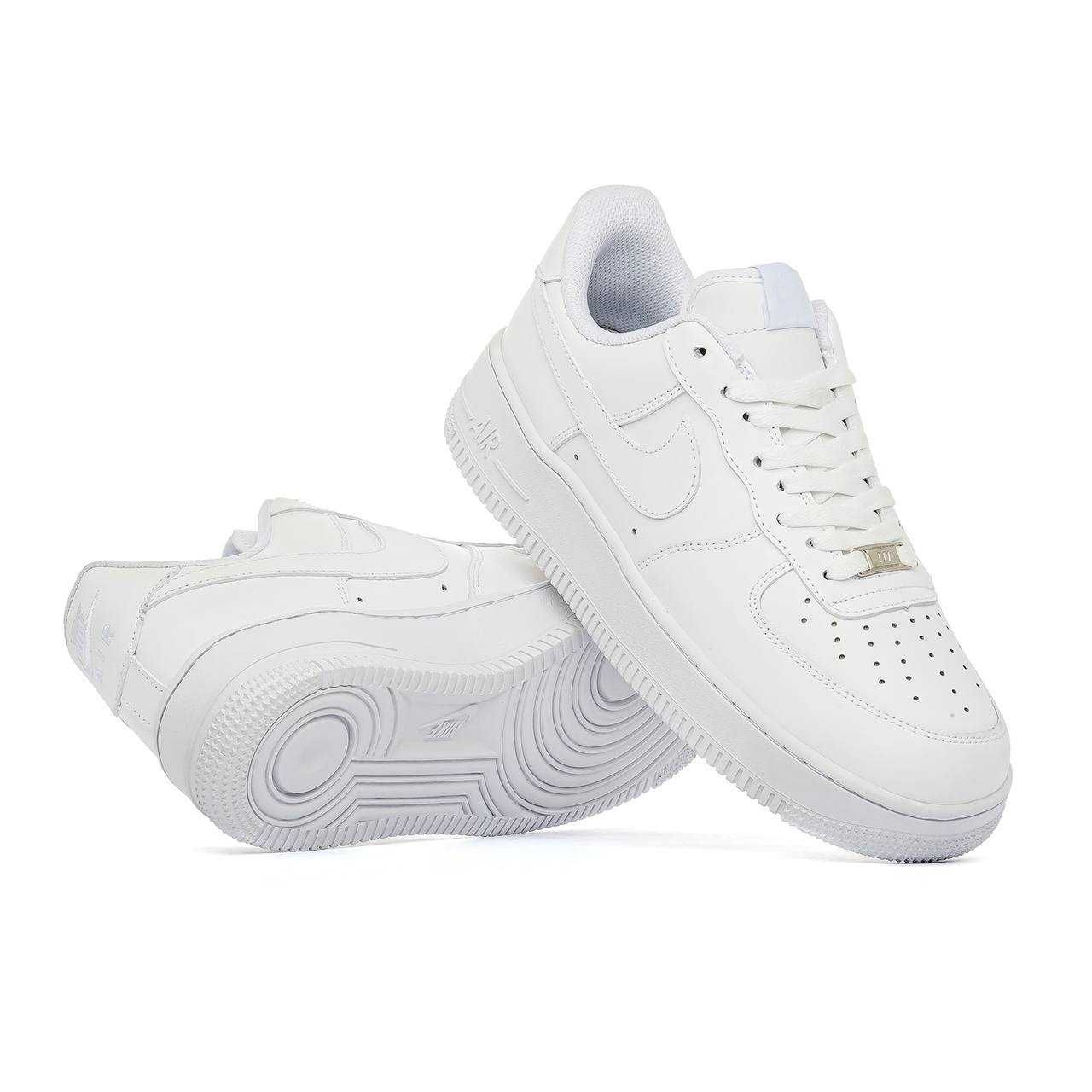 Кросівки Nike Air Force 1 White and Black Premium