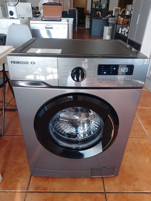 8kg 1400rpm (Rigorosamente Igual a Nova / Damos Garantia)