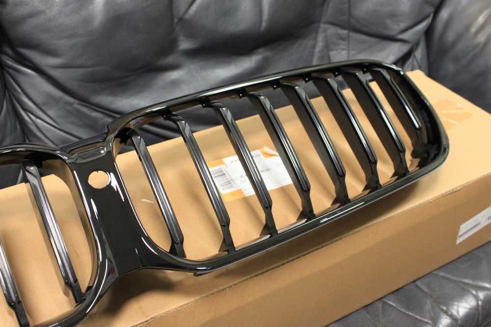 Grill Atrapa Nerki M-PERFORMANCE do BMW 5 G30 G31 LCI OEM BMW z FP