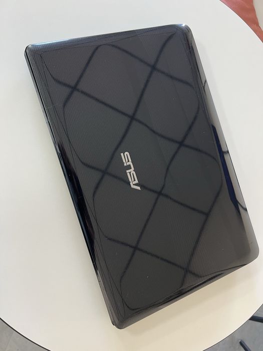 Продам Asus A72F