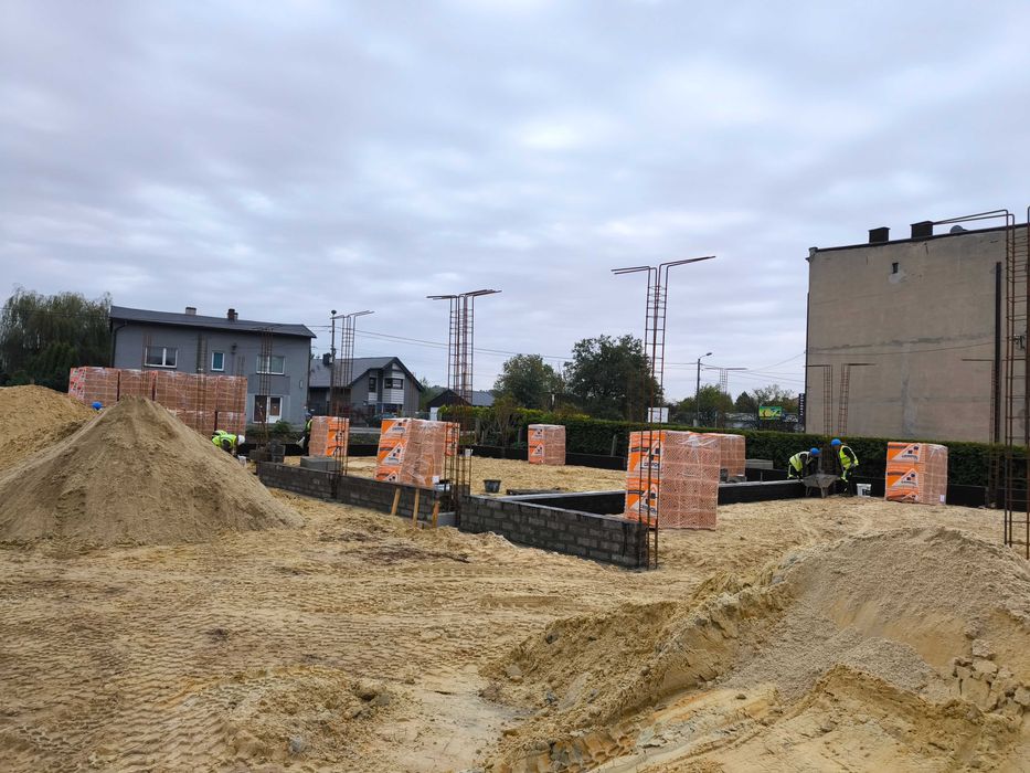 Profesjonalne roboty/ budowa domu/ płyta fundamentowa/ więźba/ remont