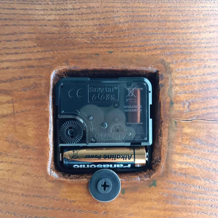 Zegar Ścienny drewniany Jesion 35 cm – stalowa obręcz, cichy mechanizm