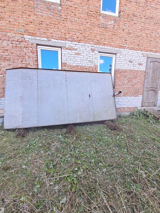 Платформа евакуатор.