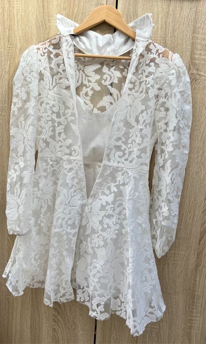 Vestido de cerimónia.