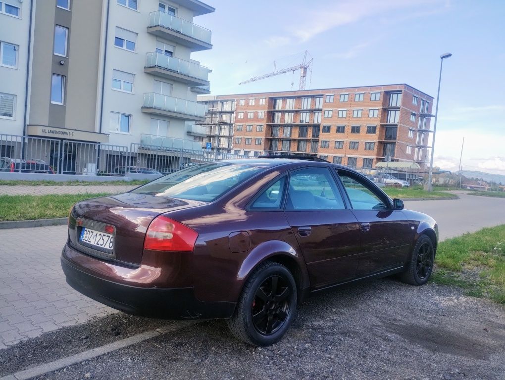 Audi A6 C5 1,8 1999 bez wkładu