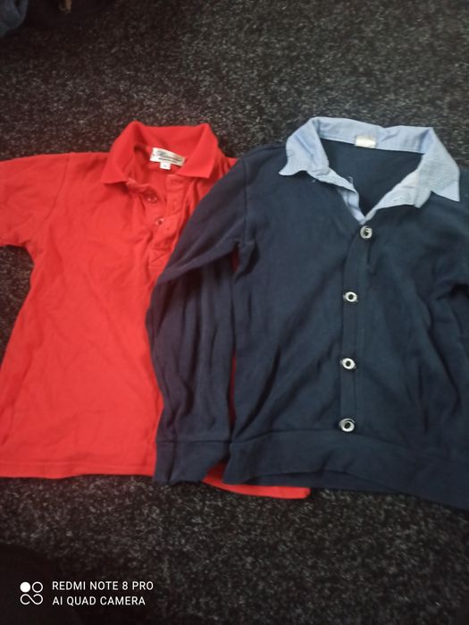 Кофти, куртка, футболка, штани.