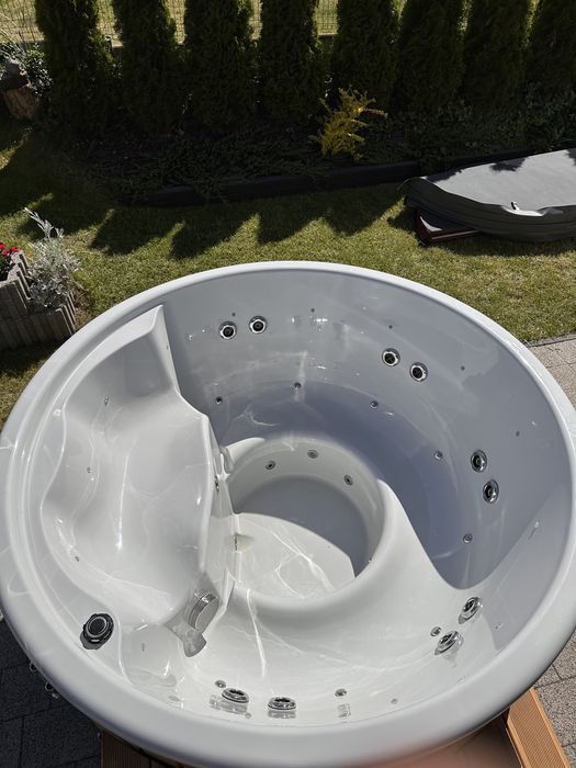 Balia wodna ogrodowa,gorąca beczka