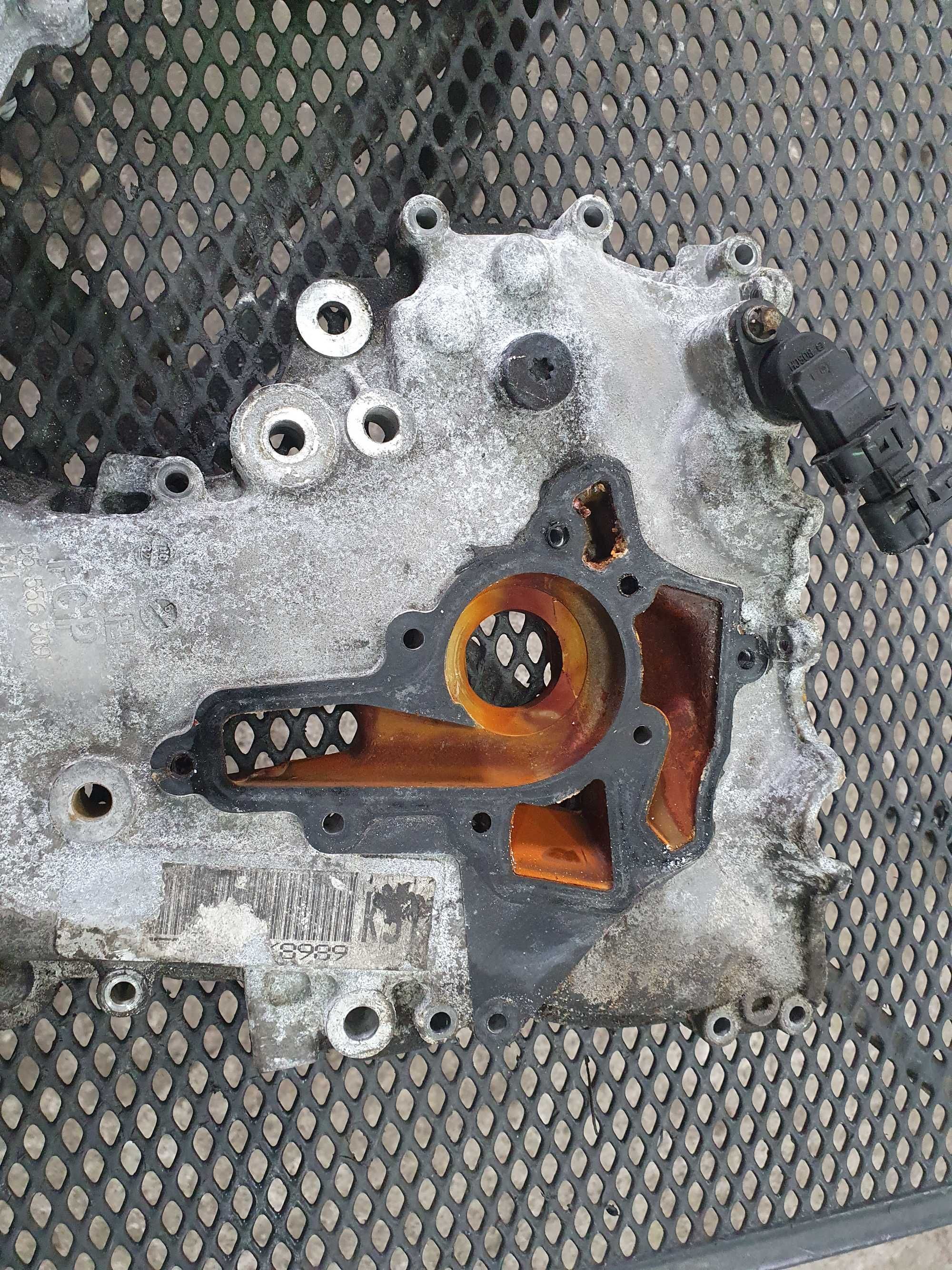 Obudowa pokrywa osłona rozrzadu Opel Corsa D 1.2 benzyna z12xep
