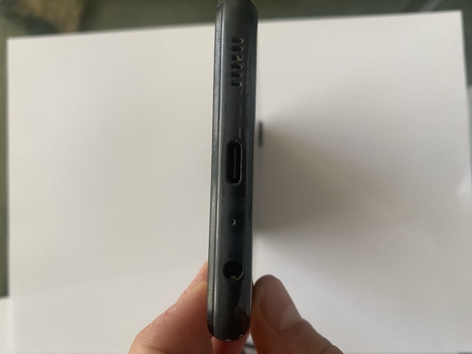 Samsung A13 Usado (vem com carregador)