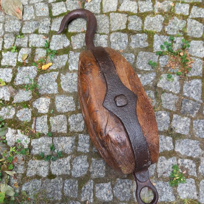 Marynistyka żeglarstwo stary duży blok linowy bloczek żeglarski