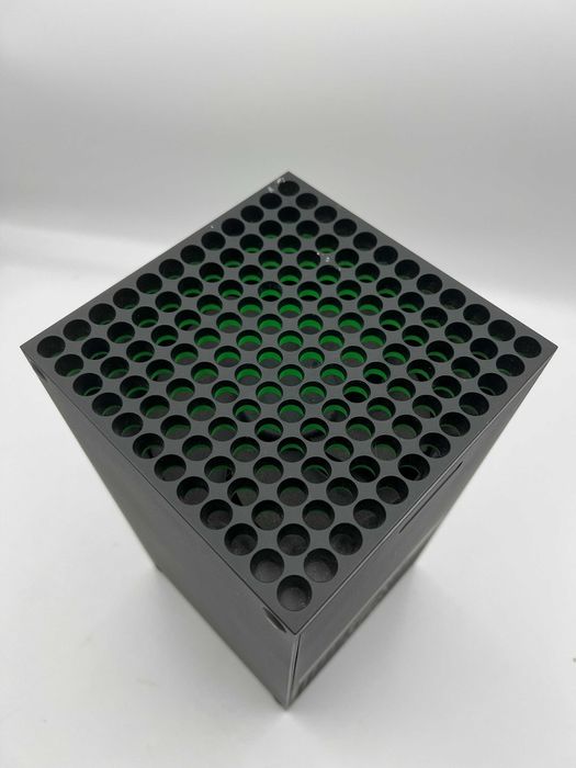 Konsola Microsoft XBOX Series X 1TB z napędem + PAD