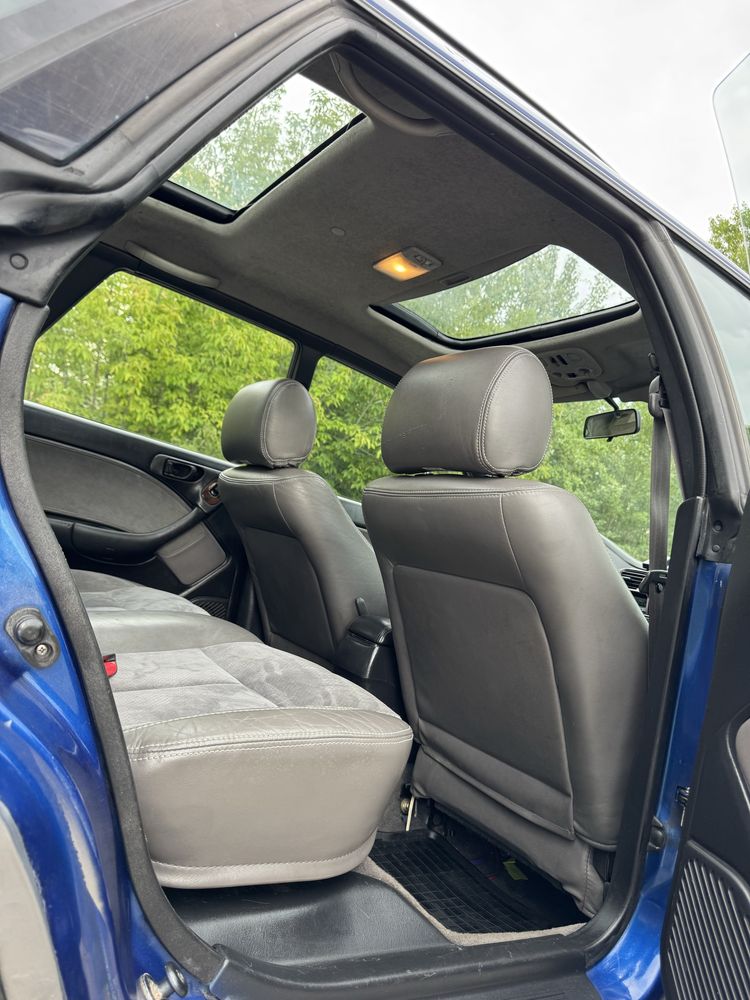 Subaru legacy 2.5 Gaz Automat Bardzo bogate wyposażenie