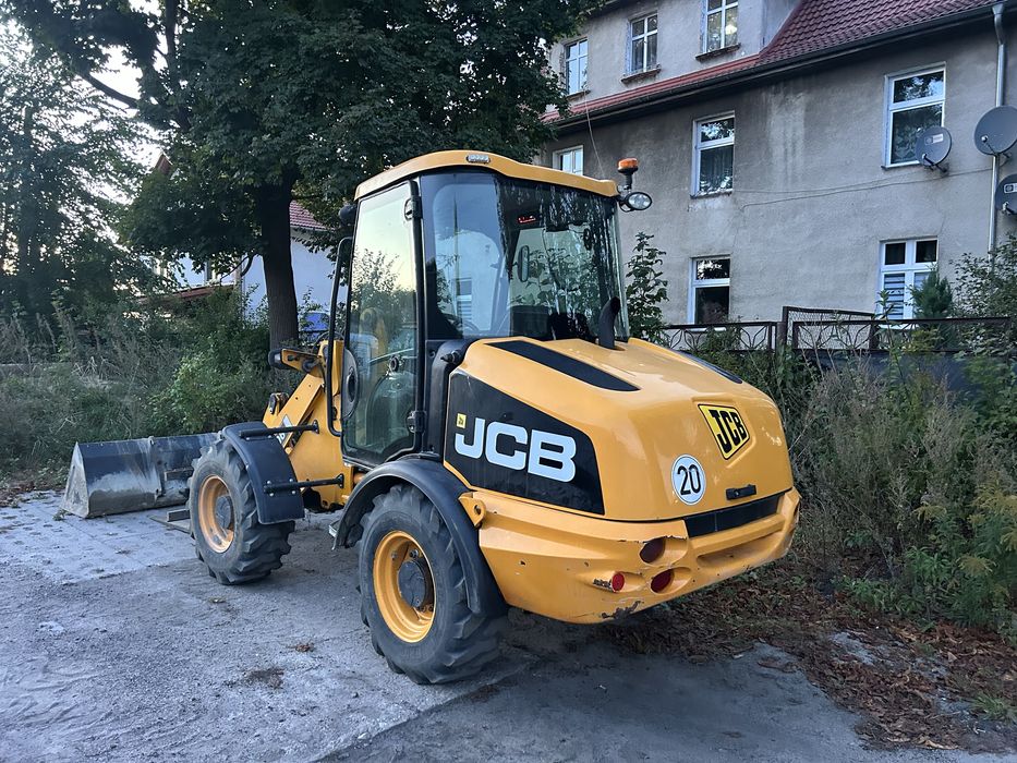 Sprzedam ładowarke jcb