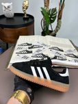 Жіночі кросівки адідас Adidas Originals Bermuda Black White [36-41]