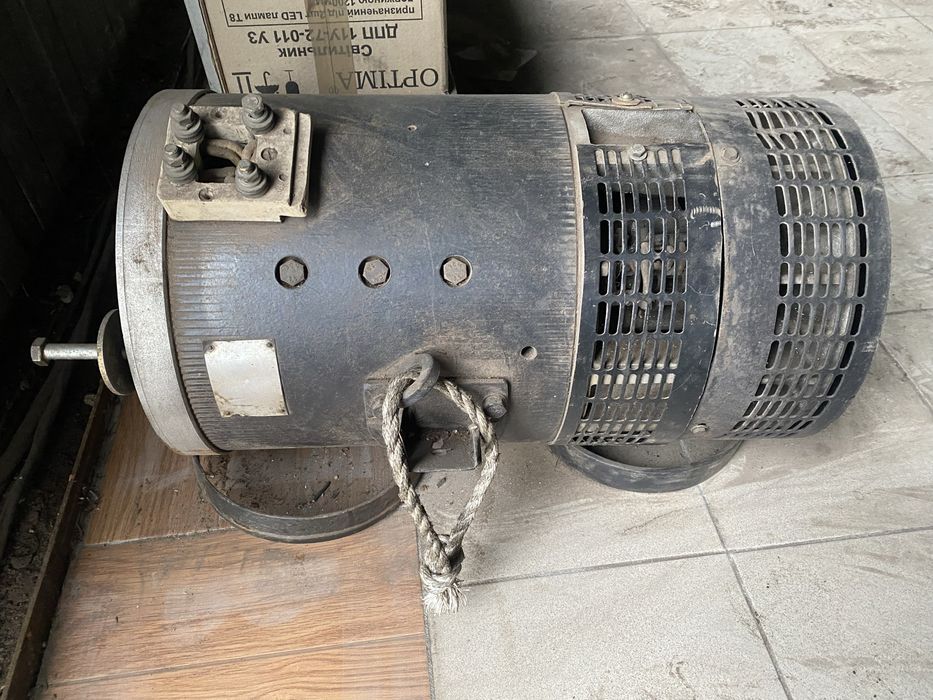 Двигатель электрический тяговый ЕТ 12/7.5/12